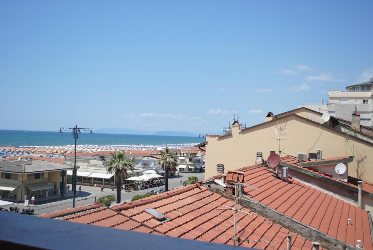 Villa Tina Hotel В'яреджо Екстер'єр фото