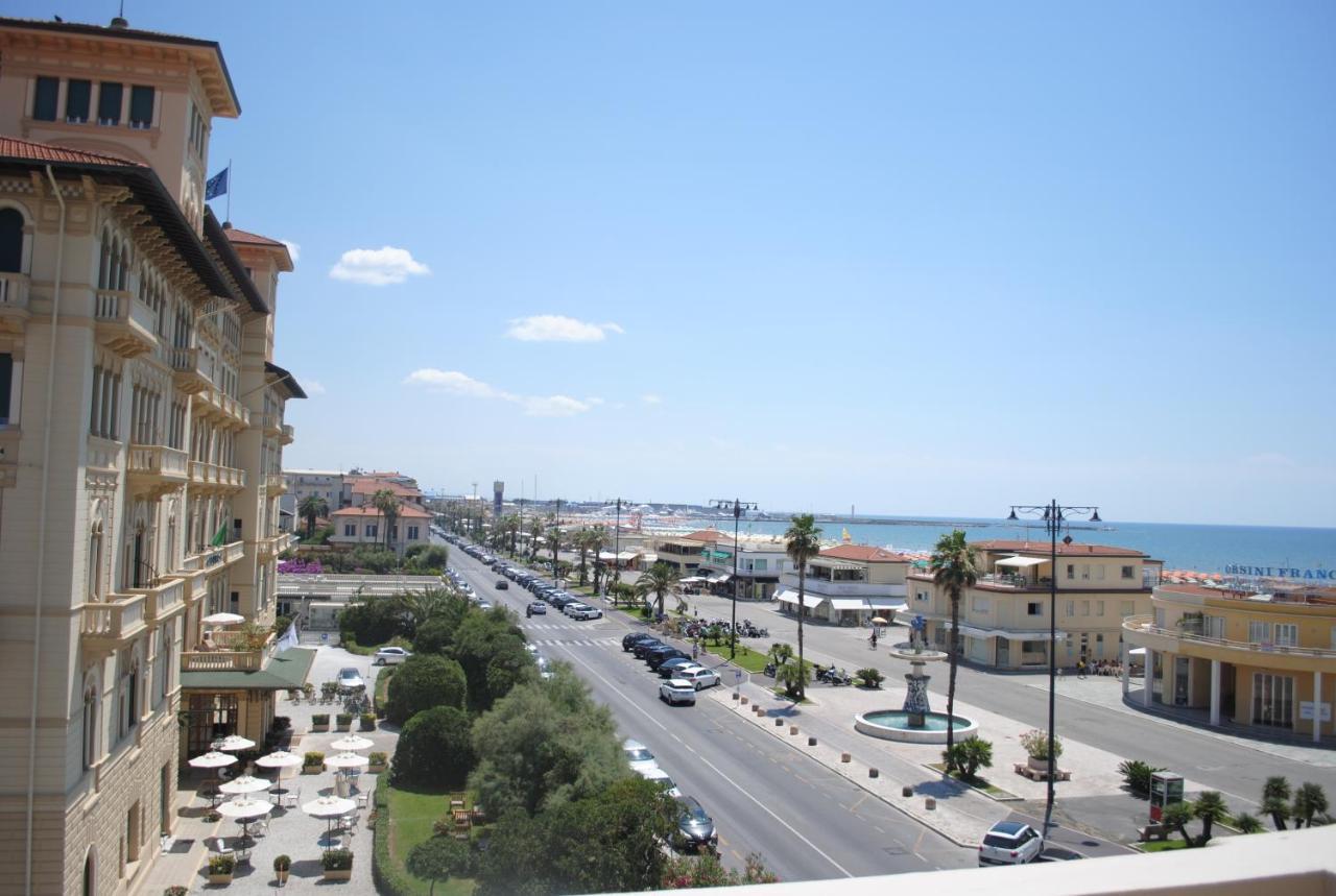 Villa Tina Hotel В'яреджо Екстер'єр фото
