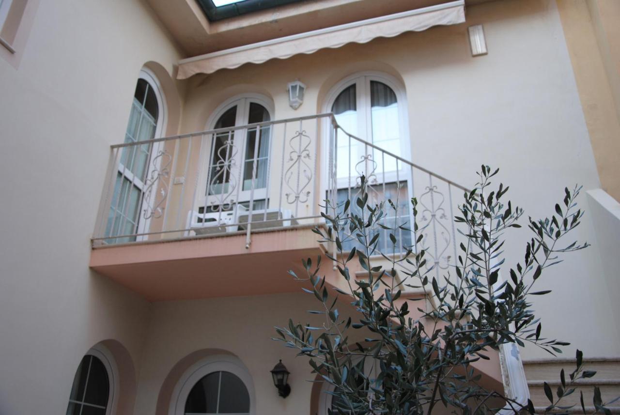 Villa Tina Hotel В'яреджо Екстер'єр фото