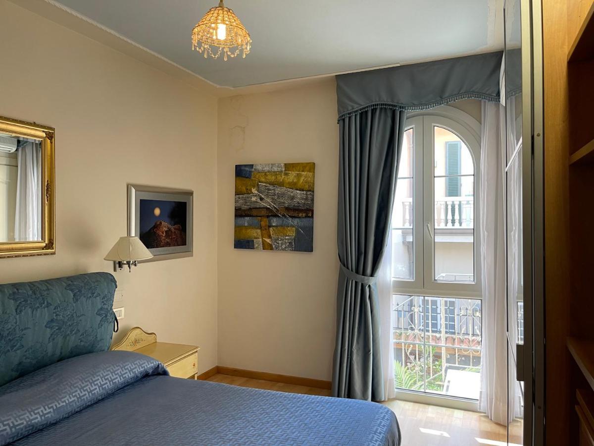 Villa Tina Hotel В'яреджо Екстер'єр фото