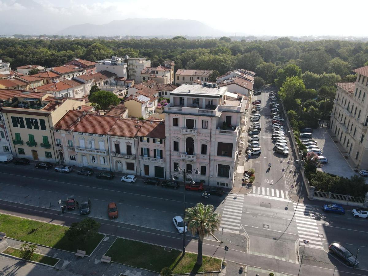 Villa Tina Hotel В'яреджо Екстер'єр фото