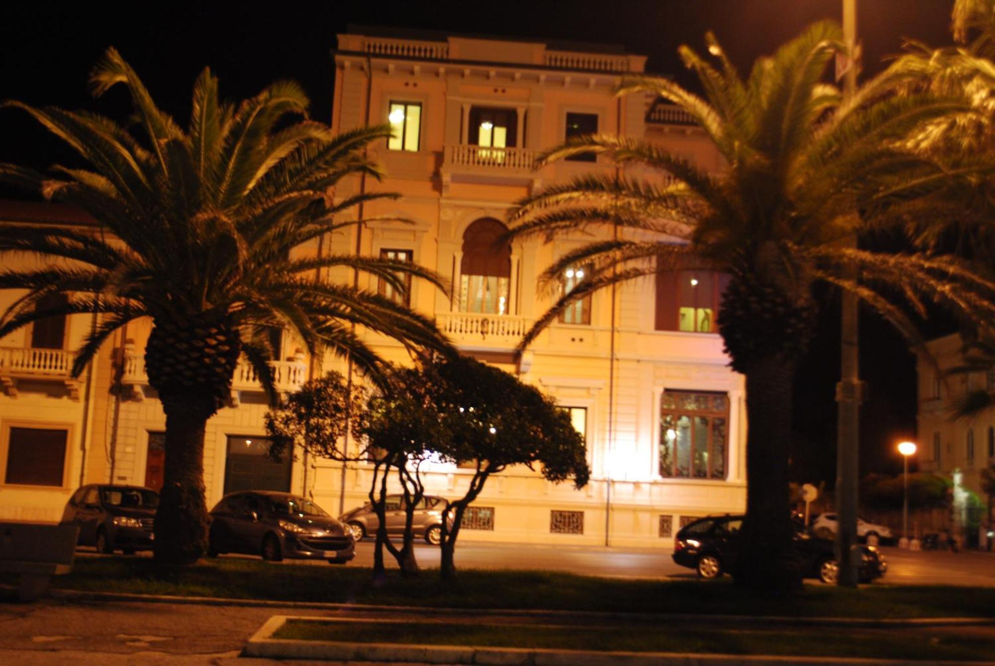 Villa Tina Hotel В'яреджо Екстер'єр фото